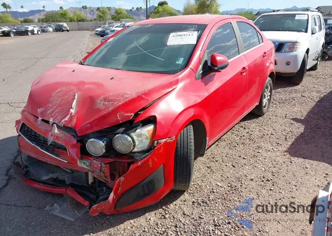 2015 Chevrolet Sonic Lt Auto из США, поврежденный, VIN 1G1JC5SHXF4216699